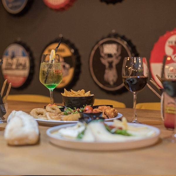 Le restaurant - Le Réservoir - Pub bordeaux - meilleur restaurant BORDEAUX